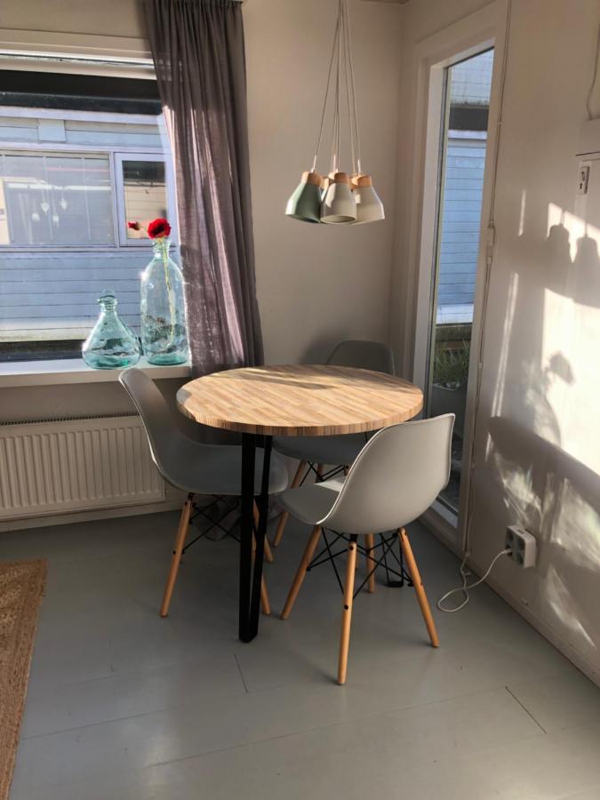 אמסטרדם Houseboat Apartment With Water Terrace, Free Parking, Free Bikes & Fast Wifi מראה חיצוני תמונה